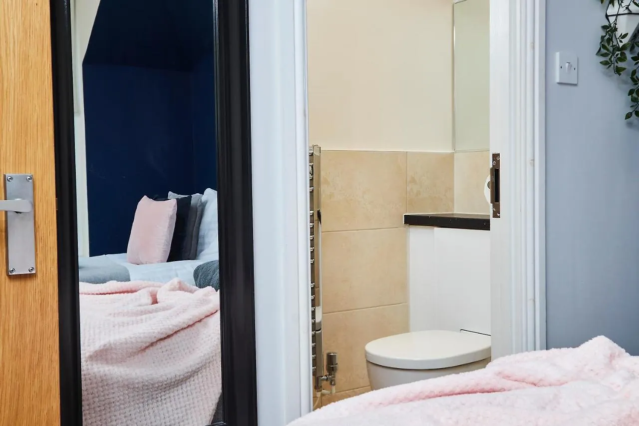 Striking Monroe Suite! Bath United Kingdom